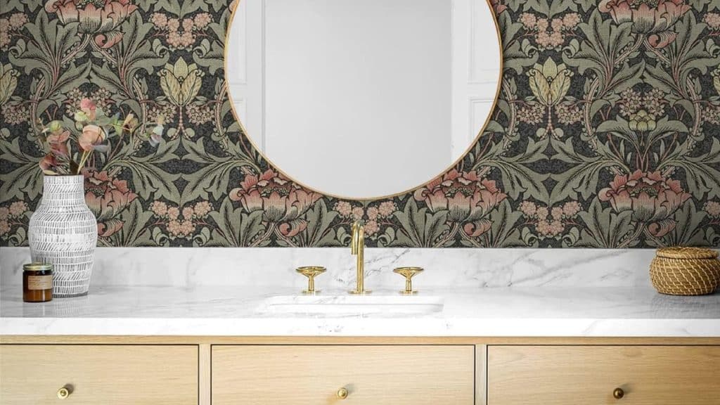 Wallpaper bath look best